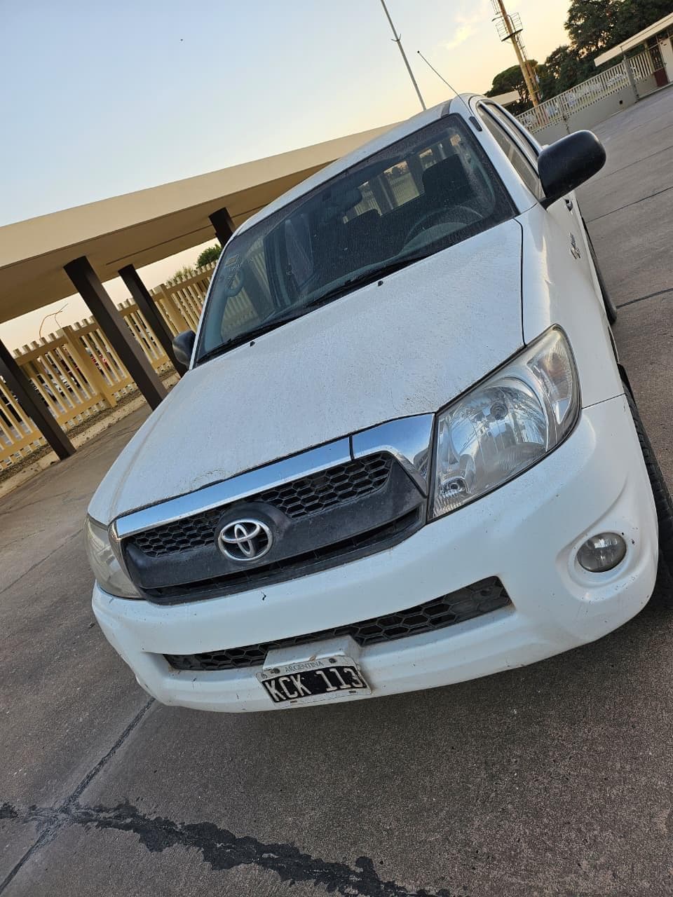 TOYOTA PICK-UP HILUX 4X2 C/D DX PACK 2.5 TD/11, Año 2011. DOM: KCK113. Ubicación: Arroyito, provincia de Córdoba