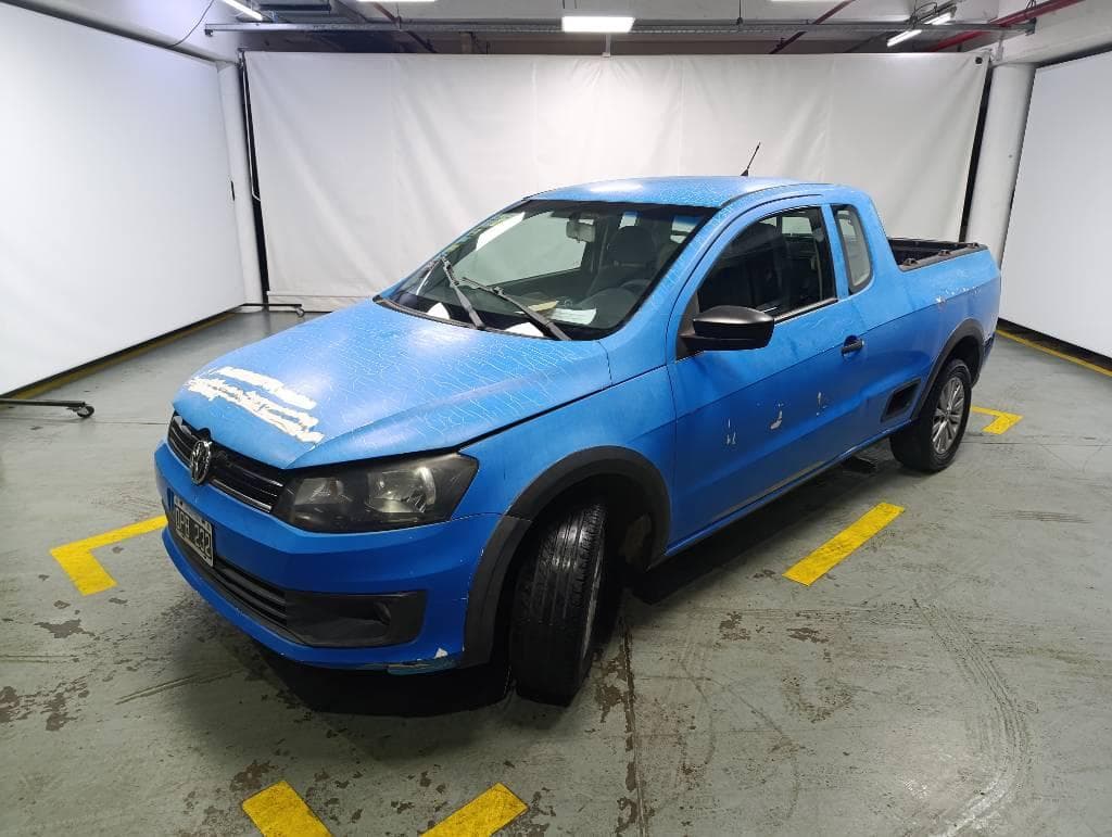 VOLKSWAGEN PICK-UP CABINA Y MEDIA SAVEIRO 1.6L GP, Año 2015. DOM: OPB232. Ubicación: San Fernando, provincia de Buenos Aires