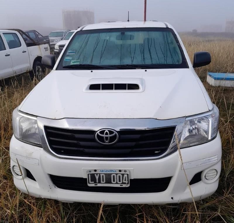 TOYOTA PICK-UP HILUX 4X4 CABINA DOBLE DX PACK 2.5 TDI, Año 2012. DOM: LYD004. Ubicación: Planta Cruz del Sur, Rio Grande, provincia de Tierra del Fuego