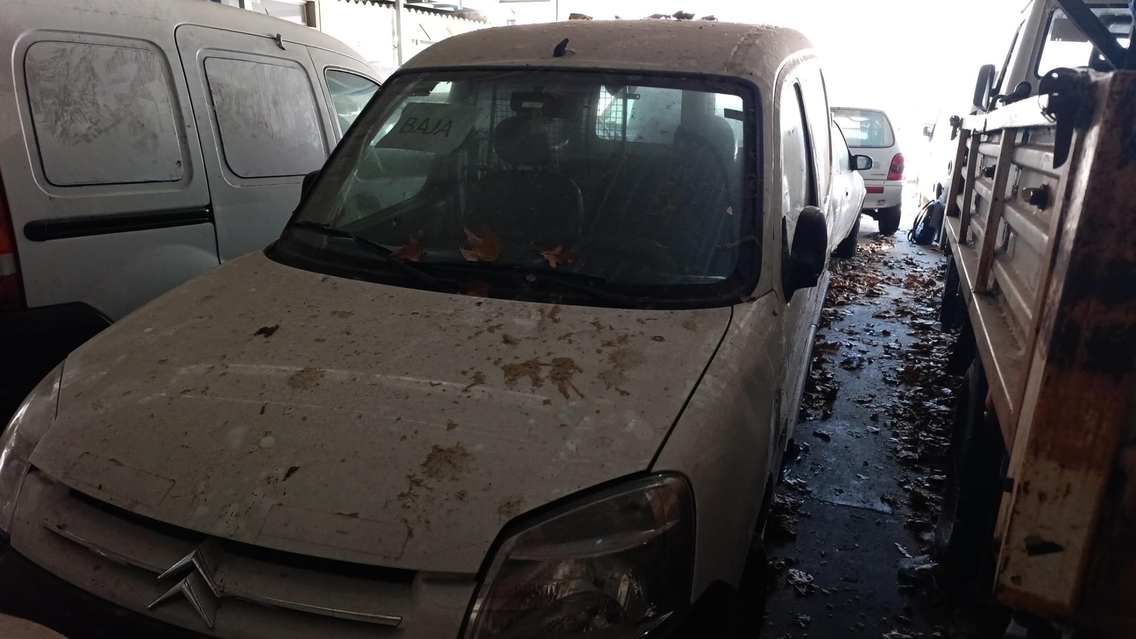 PEUGEOT FURGON BERLINGO 1.6 HDI BUSINESS , Año 2015. DOM: PAL216. Ubicación: San Isidro, provincia de Buenos Aires
