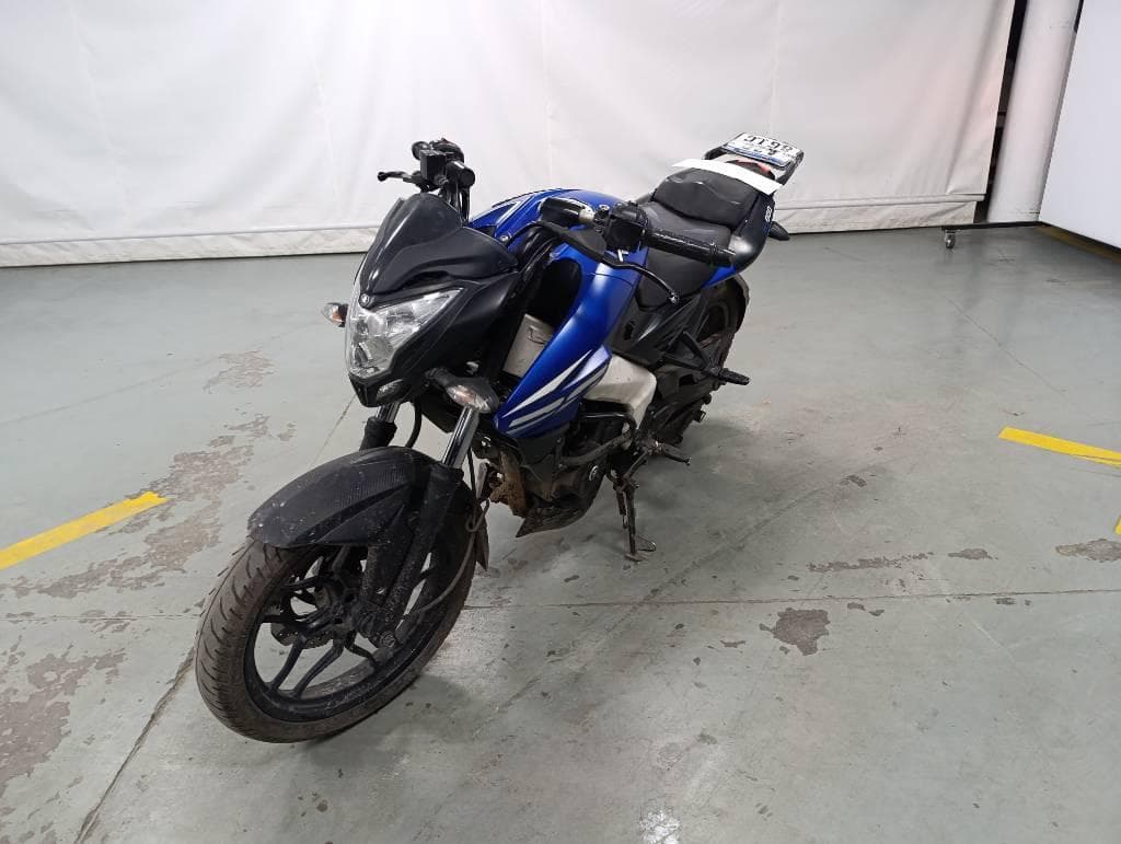 BAJAJ MOTOCICLETA ROUSER 200, Año 2024. DOM: A208GIC. Ubicación: San Fernando, provincia de Buenos Aires