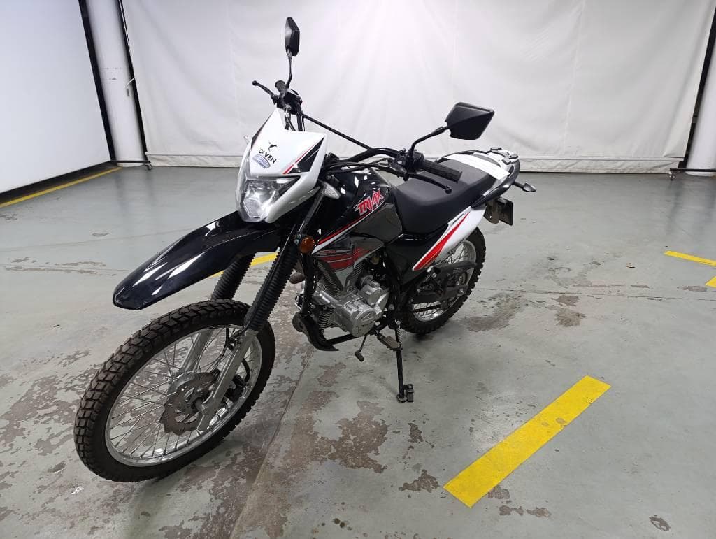 CORVEN MOTOCICLETA TRIAX 250 TXR X, Año 2025. DOM: A246JVO. Ubicación: Playa San Fernando, provincia de Buenos Aires