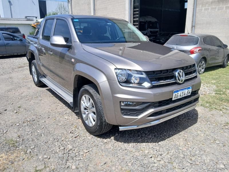 VOLKSWAGEN PICK- UP AMAROK COMFORTLINE CD TDI AT 4X2, Año 2024. DOM: AG414SW. Ubicación: Guarda Vehicular San Miguel de Tucumán, provincia de Tucumán