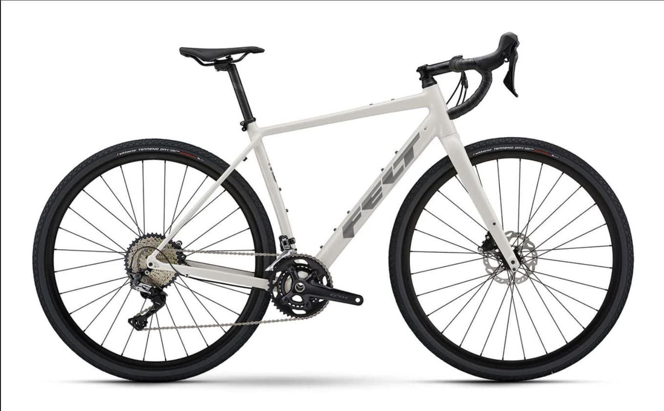 Bicicleta FELT BREED 30, Cantidad: 10 unidades, Condición: sin uso. LOC: Garin, provincia de Buenos Aires