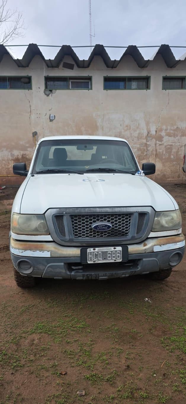 FORD PICK-UP RANGER DC 4X4 XL PLUS 3.0L D, Año 2008. DOM: HCQ686. Ubicación: Loma la Lata, provincia de Neuquén
