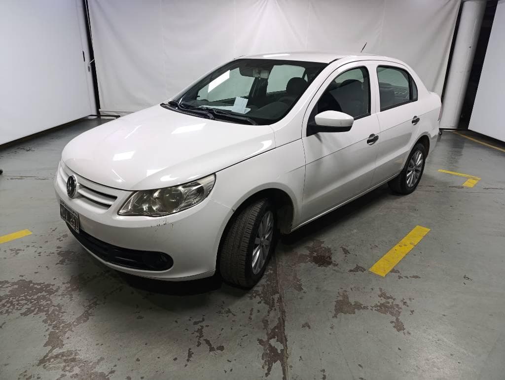 VOLKSWAGEN SEDAN 4 PUERTAS VOYAGE 1.6I MOTION, Año 2012. DOM: MAV251. Ubicación: San Fernando, provincia de Buenos Aires