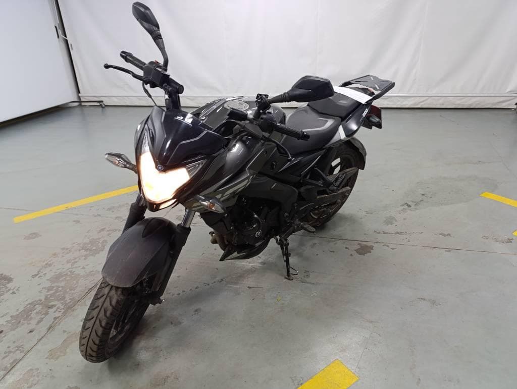 BAJAJ MOTOCICLETA ROUSER 200, Año 2024. DOM: A208ZEC. Ubicación: San Fernando, provincia de Buenos Aires