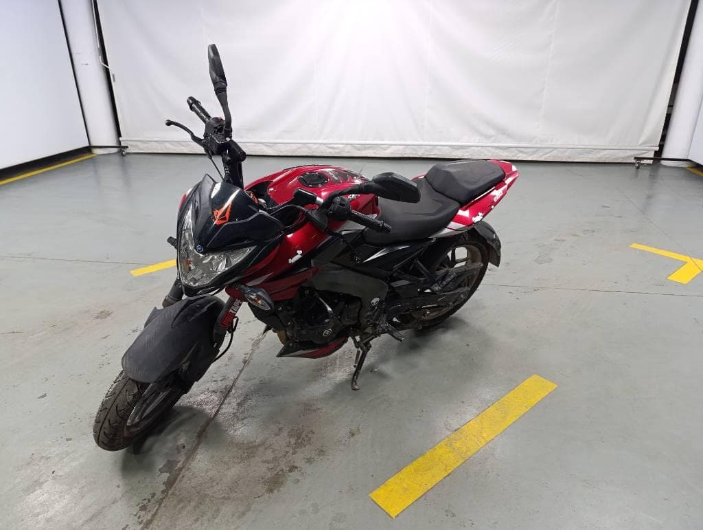 BAJAJ  MOTOCICLETA  ROUSER 200, Año 2025. DOM: A234DTA. Ubicación: San Fernando, provincia de Buenos Aires