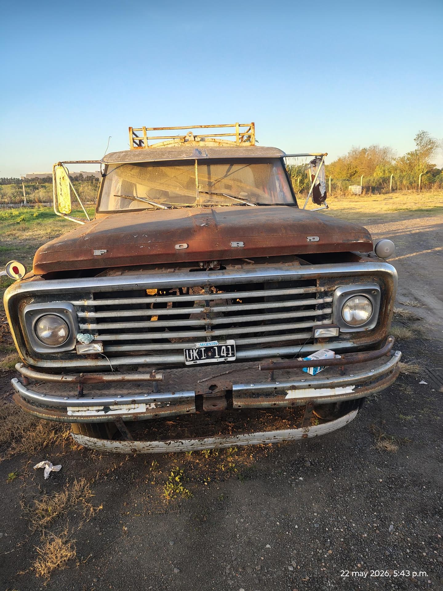 FORD CHASIS C/CABINA F-600 DIESEL, Año 1968. DOM: UKI141. Ubicación: Arroyo Seco, provincia de Santa Fe