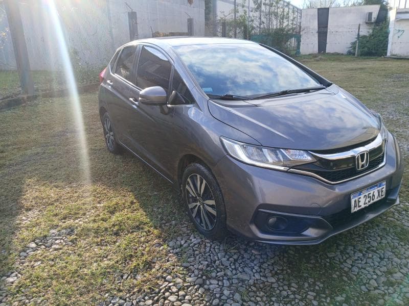 HONDA SEDAN 5 PUERTAS FIT EXL CVT, Año 2020. DOM: AE256XE. Ubicación: San Miguel de Tucumán, provincia de Tucumán