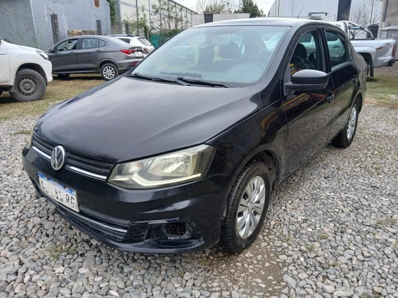 VOLKSWAGEN SEDAN 4 PUERTAS VOYAGE 1.6 MSI, Año 2017. DOM: AB085RG. Ubicación: San Miguel de Tucumán, provincia de Tucumán