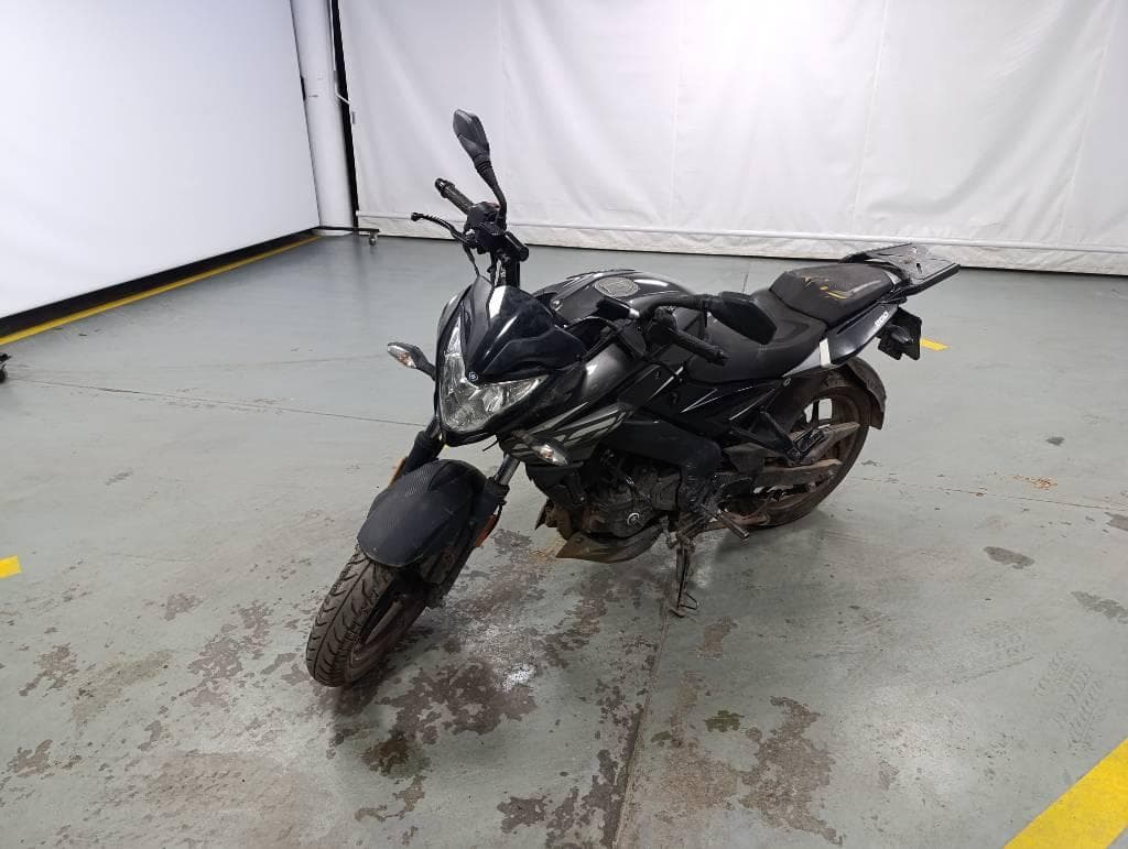 BAJAJ MOTOCICLETA ROUSER 200, Año 2024. DOM: A213KSK. Ubicación: San Fernando, provincia de Buenos Aires