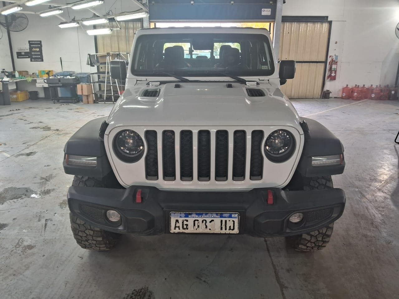 Jeep PICK-UP CABINA DOBLE GLADIATOR RUBICON 3.6L AT8 4X4, Año 2023. DOM:  AG081HD . Ubicación: Palomar, provincia de Buenos Aires