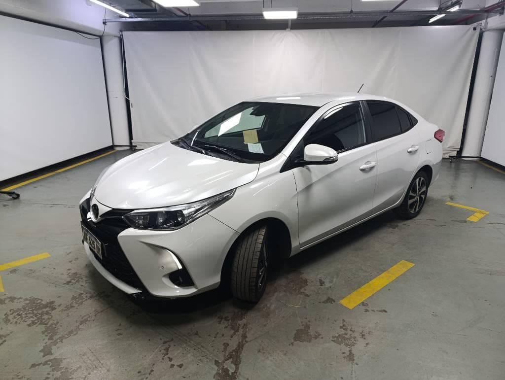 TOYOTA SEDAN 4 PUERTAS YARIS XLS PACK 1.5 CVT, Año 2022. DOM: AF525DM. Ubicación: San Fernando, provincia de Buenos Aires