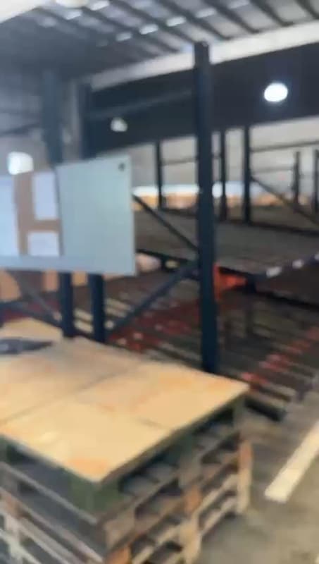 RACKS , Cantidad: 84 Posiciones, Condición: usado. LOC: Moreno, provincia de Buenos Aires