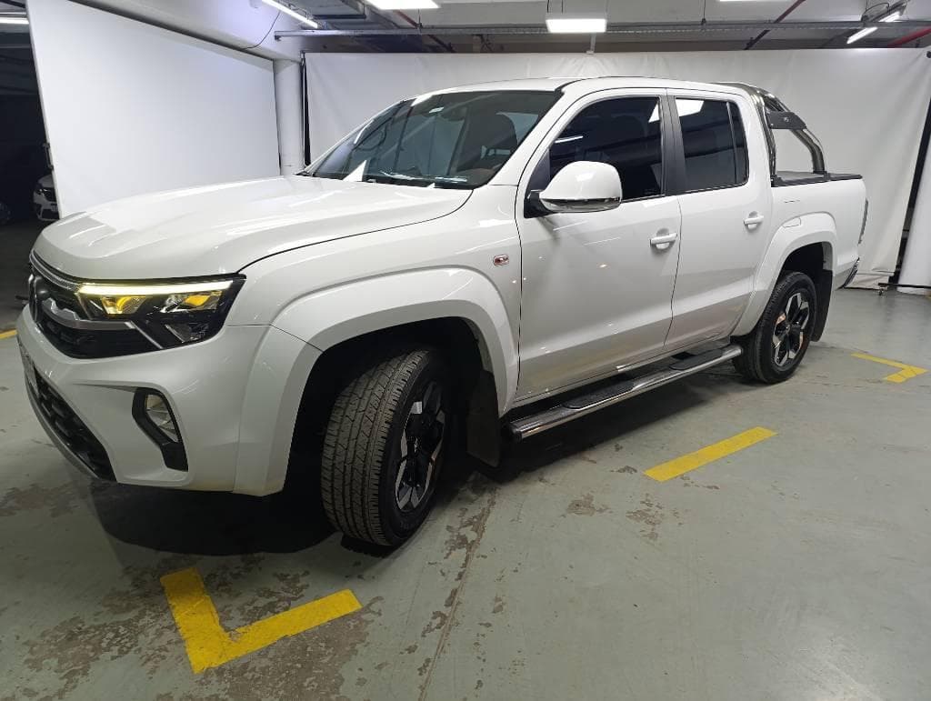 VOLKSWAGEN PIC UP AMAROK HIGHLINE 1.6 AT 4X4 G2, Año 2025. DOM: AH124QZ. Ubicación: San Fernando, provincia de Buenos Aires