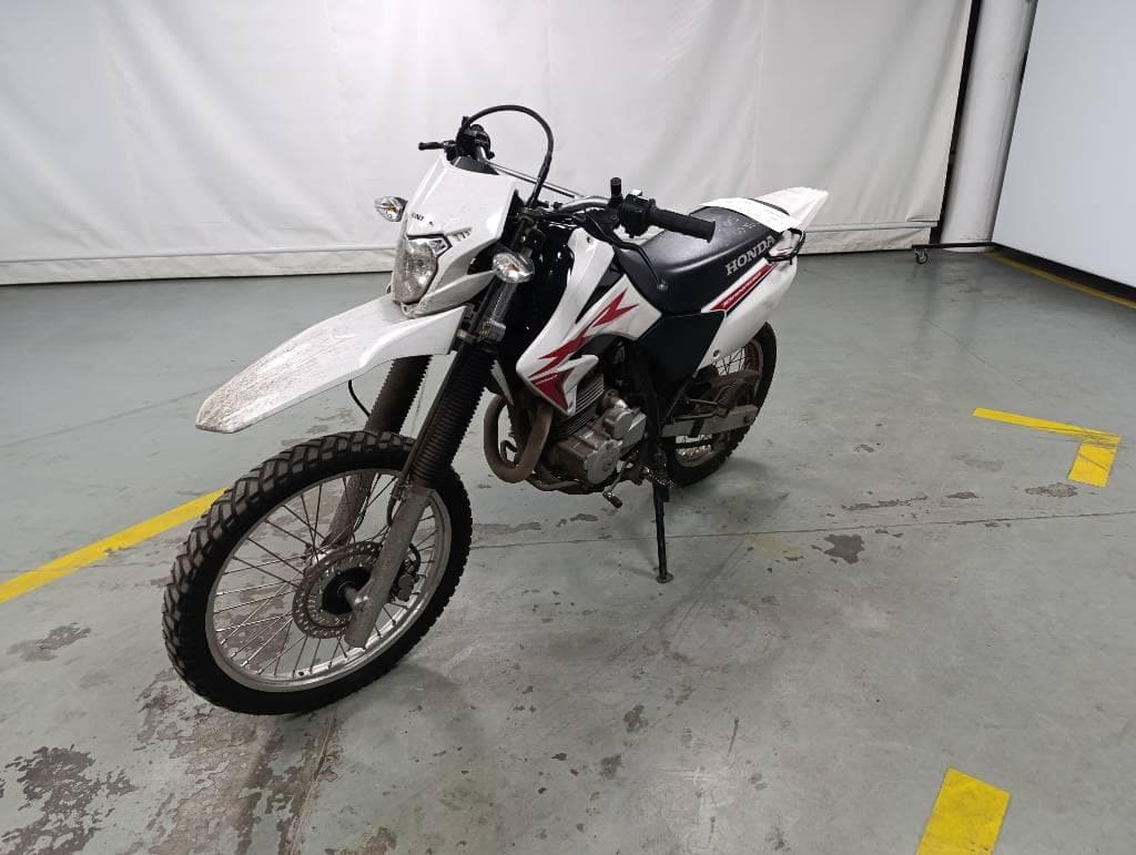 HONDA MOTOCICLETA XR 250 TORNADO, Año 2023. DOM: A185TMK. Ubicación: San Fernando, provincia de Buenos Aires