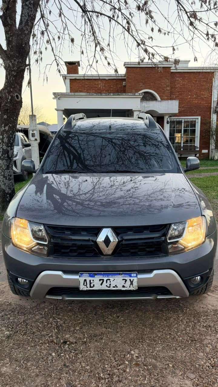 RENAULT RURAL 5 PUERTAS DUSTER PH2 PRIVILEGE 1.6, Año 2017. DOM: AB701ZX. Ubicación: Colón, provincia de Entre Ríos