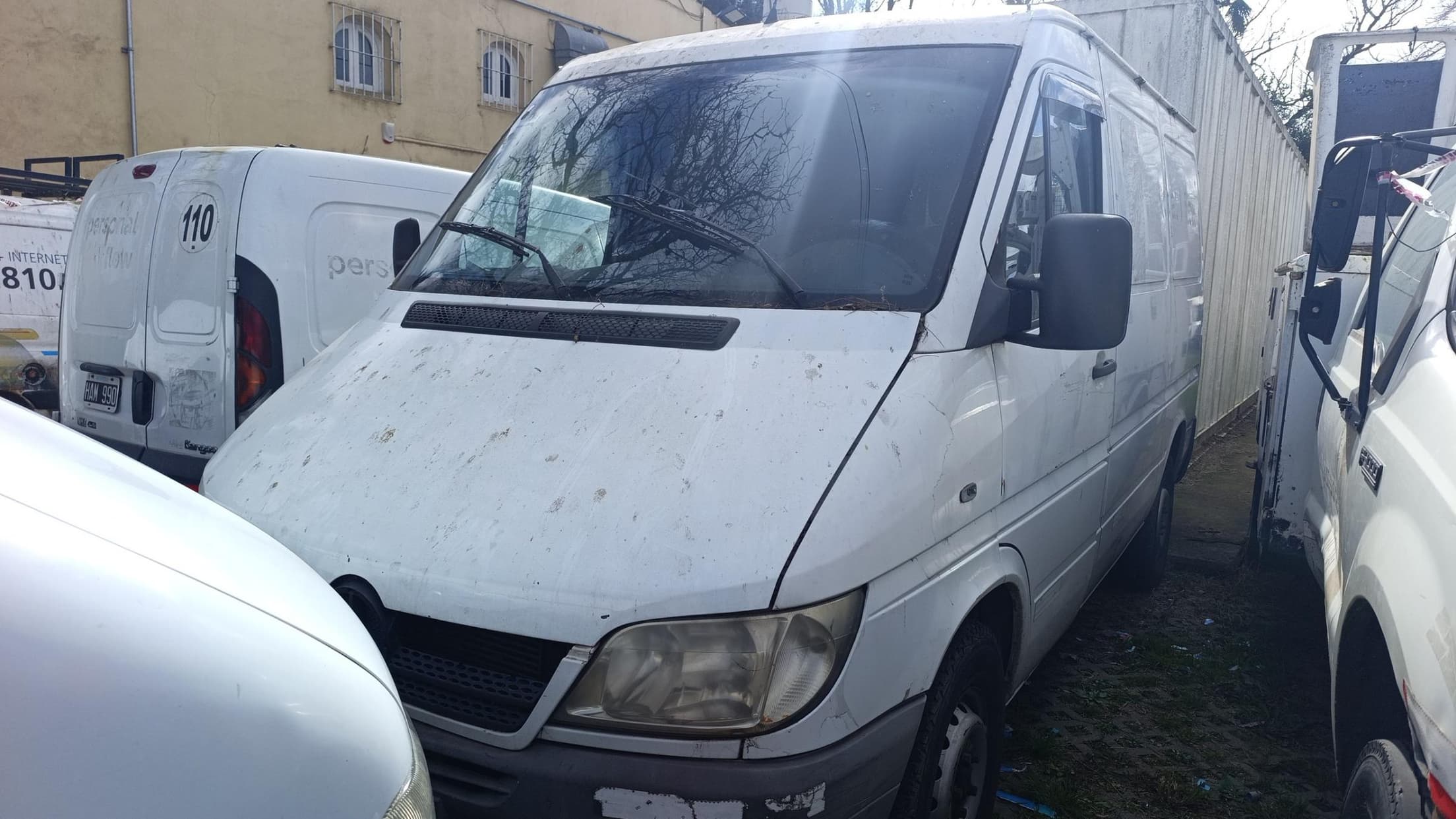 MERCEDES BENZ FURGON MEDIANO SPRINTER 311 CDI/F 3000, Año 2006. DOM: FOT823. Ubicación: Lujan, provincia de Buenos Aires