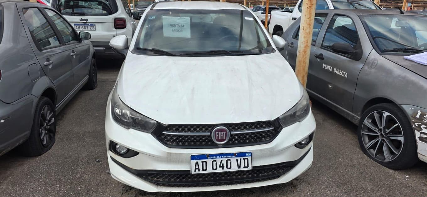 FIAT SEDÁN 4 PUERTAS CRONOS DRIVE 1.3 MT, Año 2018. DOM: AD040VD. Ubicación: Córdoba, provincia de Córdoba