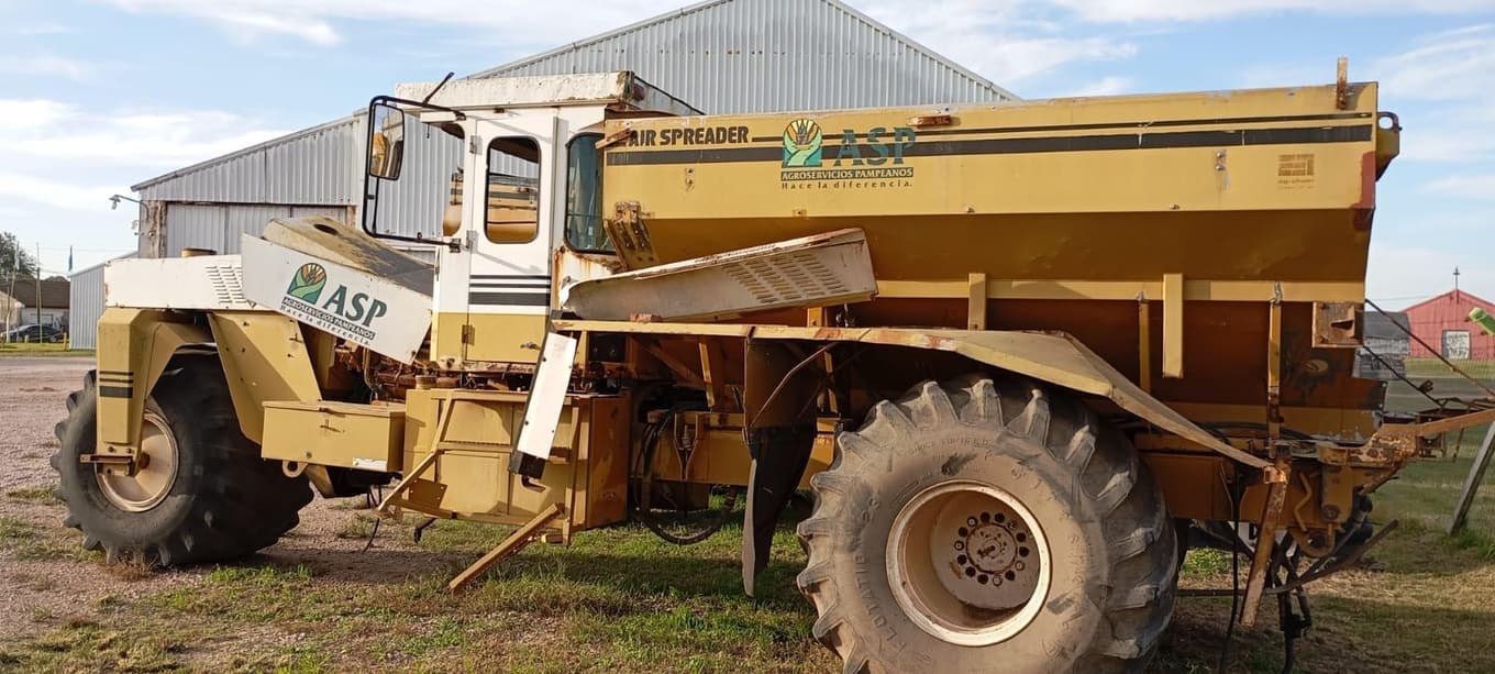AG-CHEM FERTILIZADORA Terragator, Año 1997. INTERNO: BTM25. Ubicación: 30 de Agosto, provincia de Buenos Aires