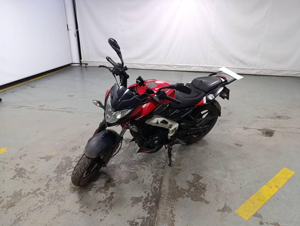 BAJAJ MOTOCICLETA ROUSER 200, Año 2024. DOM: A212YQO. Ubicación: San Fernando, provincia de Buenos Aires