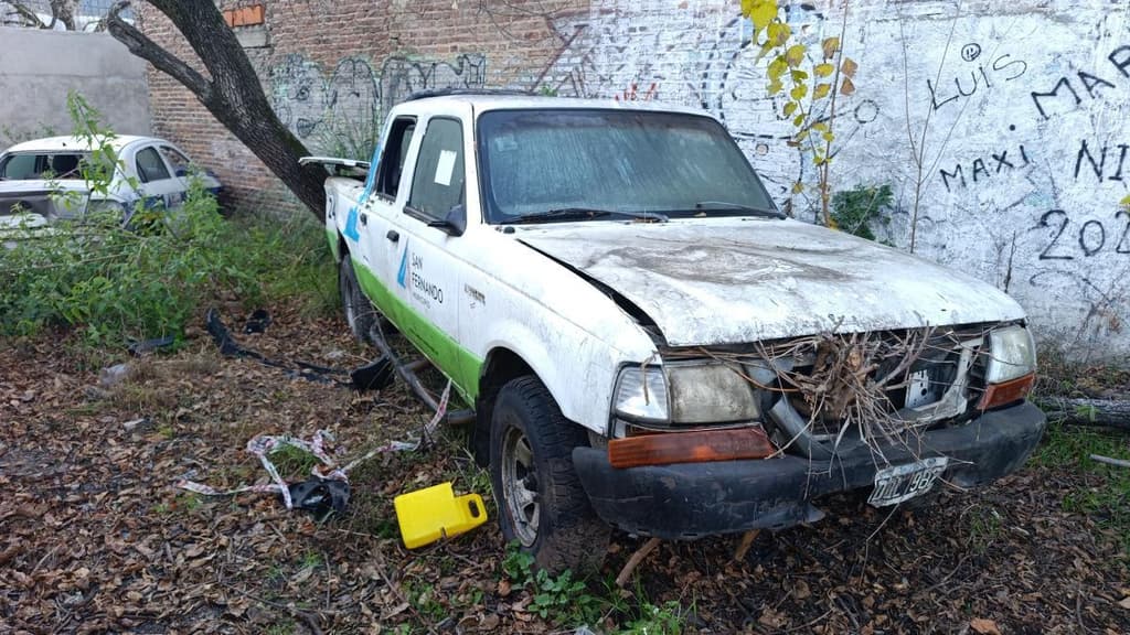 FORD PICK -UP RANGER XL C/C 4X2 D, Año 2001. DOM: DQL982. Ubicación: San Fernando, provincia de Buenos Aires