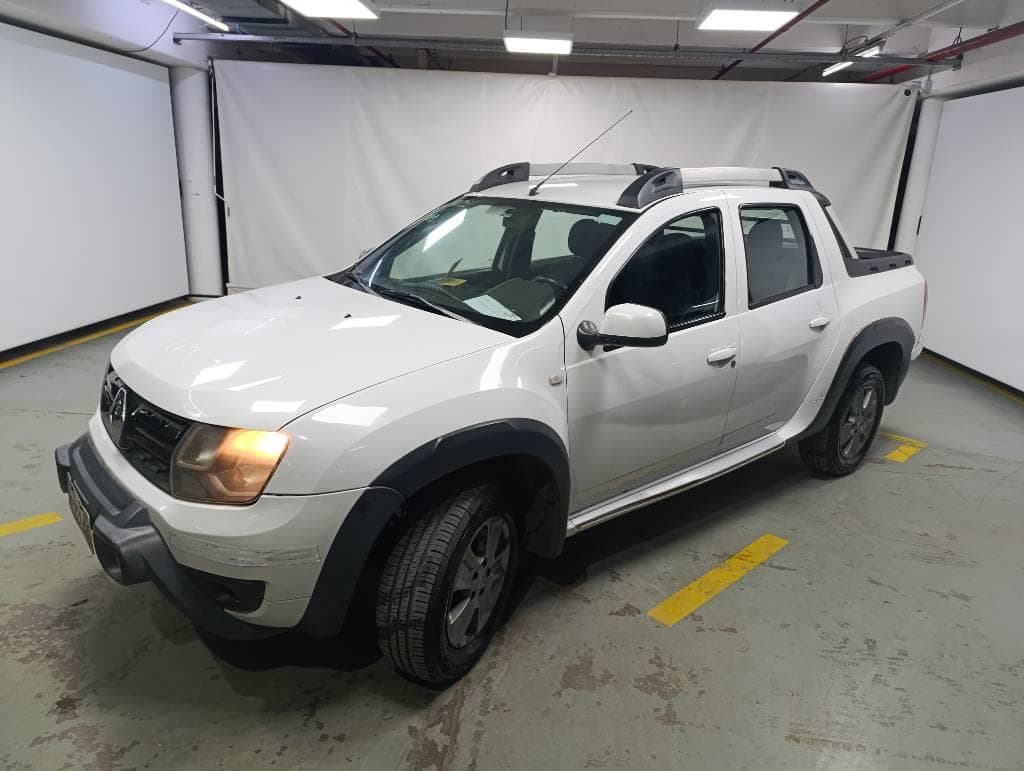 RENAULT PICK-UP CABINA DOBLE DUSTER OROCH OUTSIDER PLUS 2.0, Año 2017. DOM: AB781GG. Ubicación: San Fernando, provincia de Buenos Aires