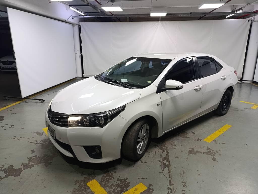 TOYOTA SEDAN 4 PUERTAS COROLLA XEI 1.8 6 M/T, Año 2015. DOM: OQV367. Ubicación: Playa San Fernando, provincia de Buenos Aires