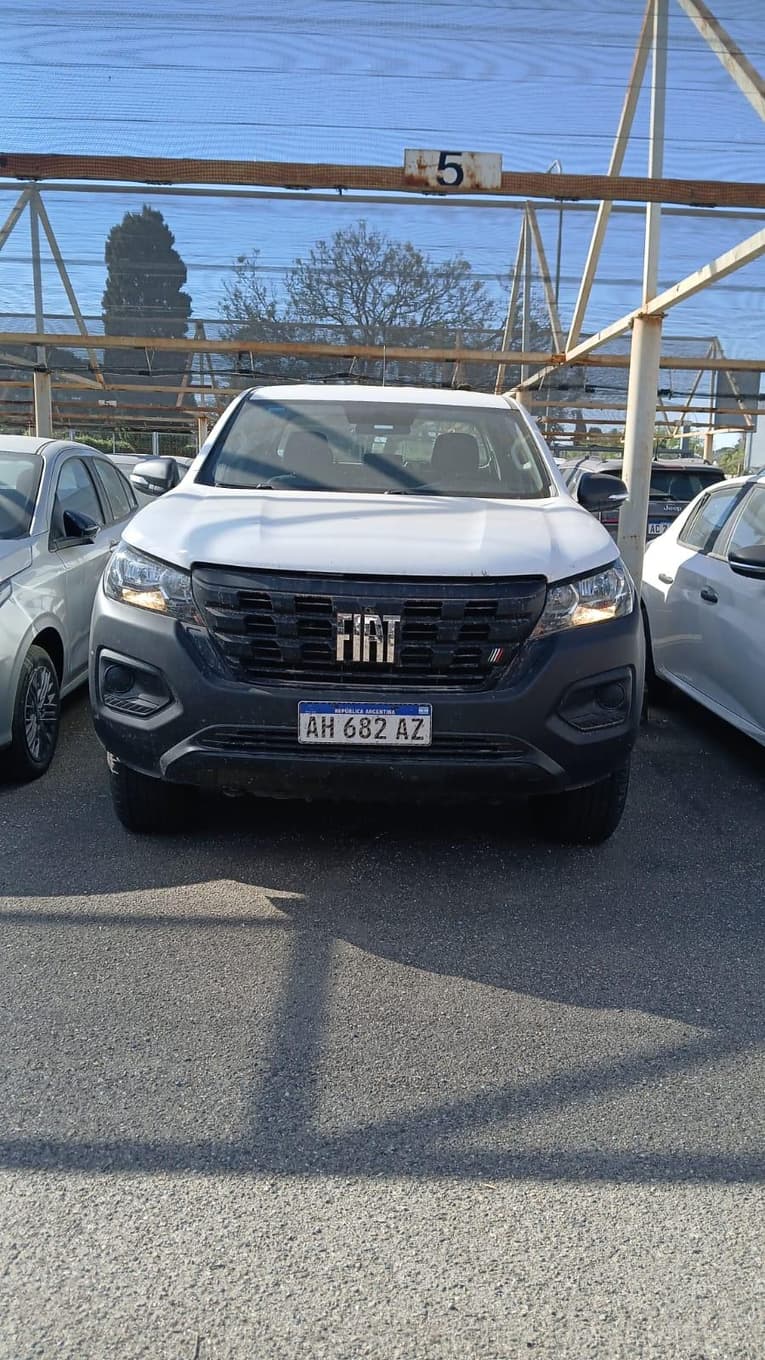 FIAT PICK-UP FIAT TITANO ENDURANCE MT 4WD, Año 2025. DOM:  AH682AZ . Ubicación: Córdoba, provincia de Córdoba