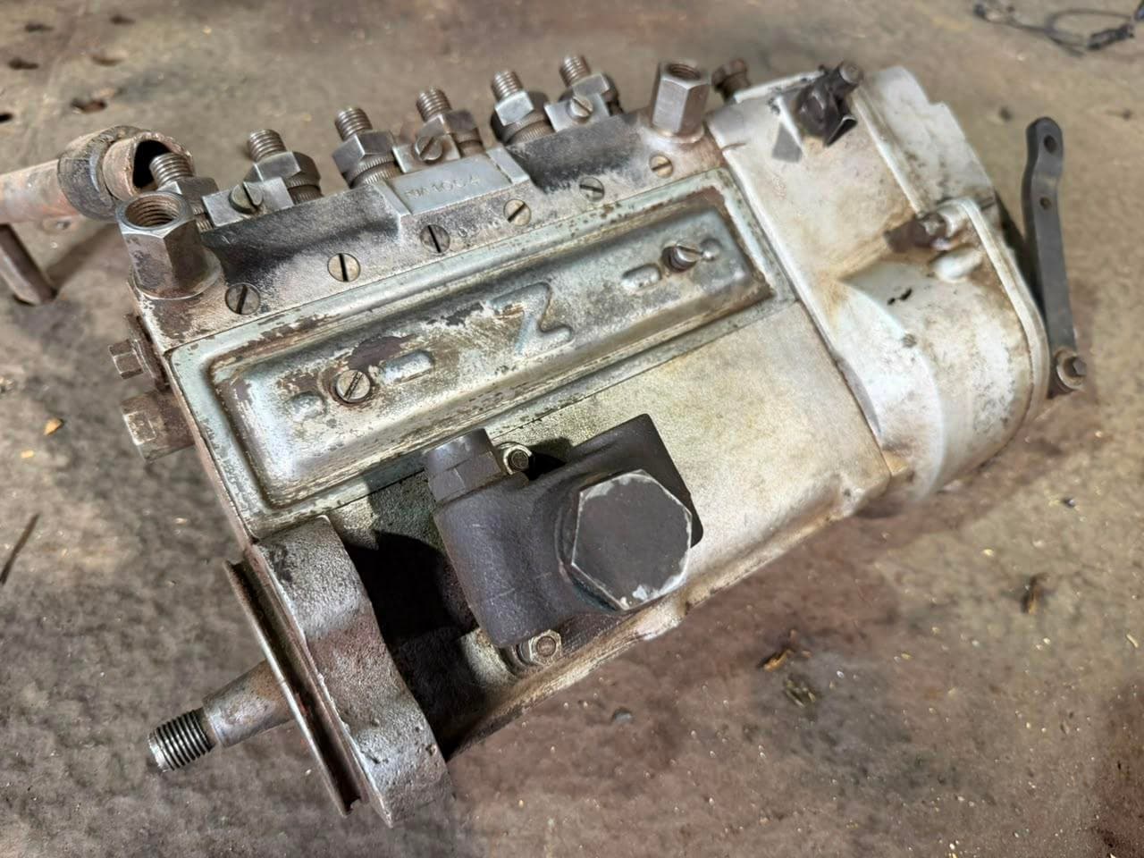 REPUESTOS VARIOS JOHN DEERE, Cantidad: 1 Lote, Condición: usado, con posibles faltantes. LOC: SALTO, provincia de Buenos Aires