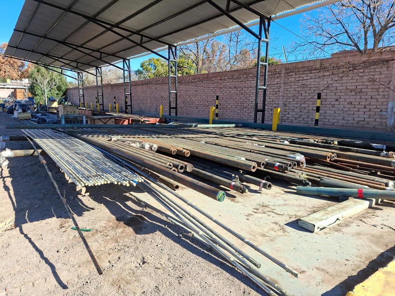 Retiro por un periodo de 24 meses con opción a 12 meses más de Bombas, motores y sellos. Condición: Rezago. Generación anual aprox: 180 TN. LOC: Comodoro Rivadavia, provincia de Chubut