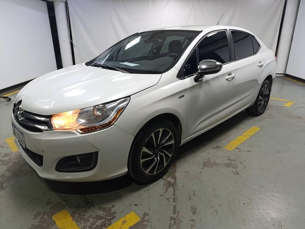 CITROEN  SEDAN 4 PUERTAS  C4 LOUNGE THP 165 MT6 S, Año 2016. DOM: AA096GR. Ubicación: San Fernando, provincia de Buenos Aires