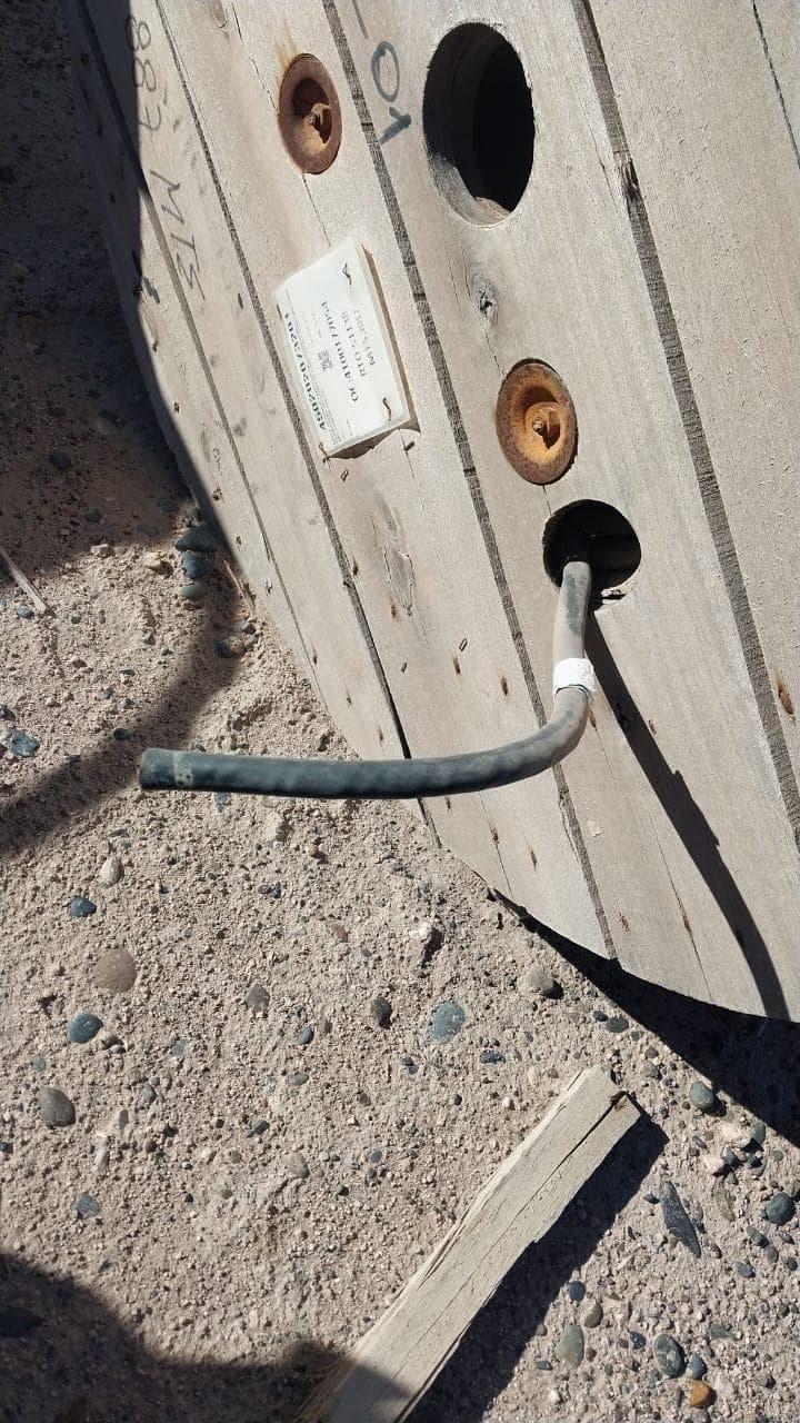 Cables de potencia y materiales varios, Cantidad: 1174 metros aprox, Condición: Sin uso. LOC: Neuquén, provincia de Neuquén
