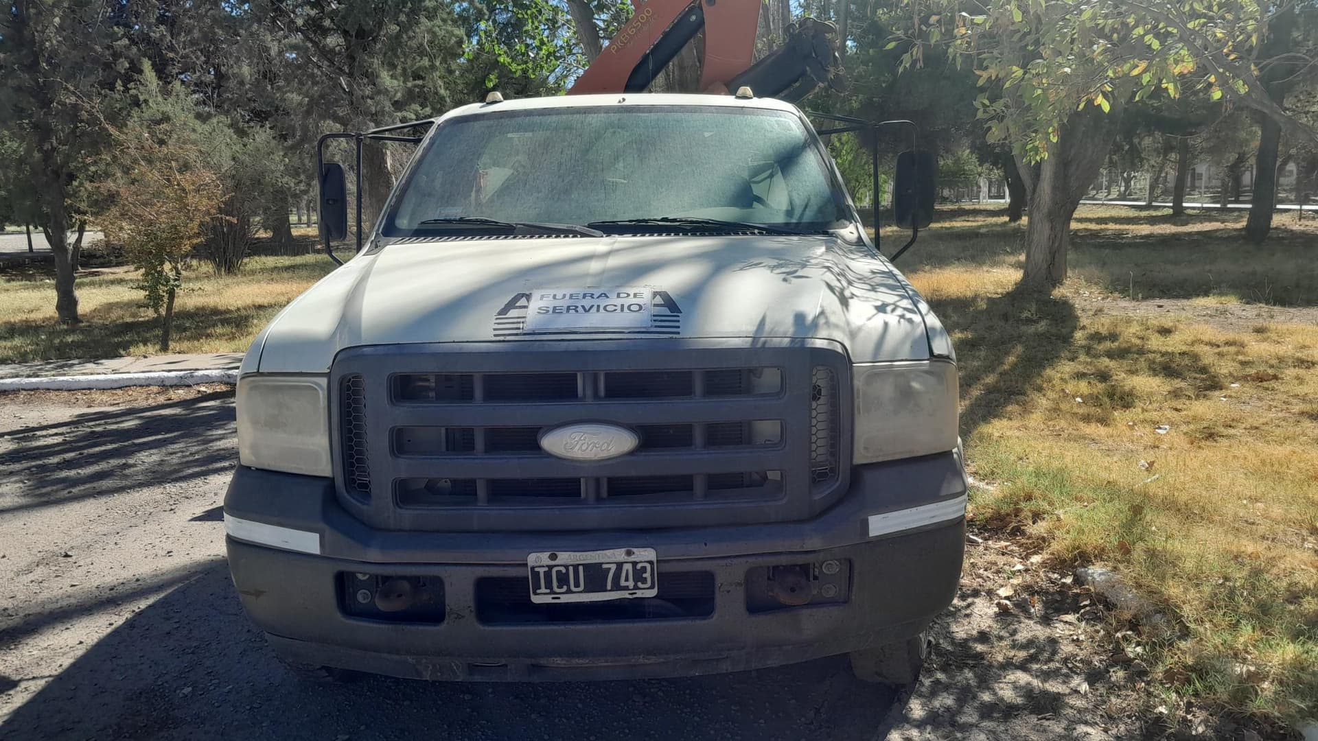 FORD CHASIS C /CABINA F-4000 , Año 2009. DOM: ICU743. Ubicación: CATRIEL, provincia de Río Negro