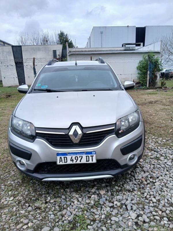 RENAULT SEDAN 5 PUERTAS NUEVO SANDERO STEPWAY PRIVILEGE, Año 2019. DOM: AD497DT. Ubicación: San Miguel de Tucumán, provincia de Tucumán