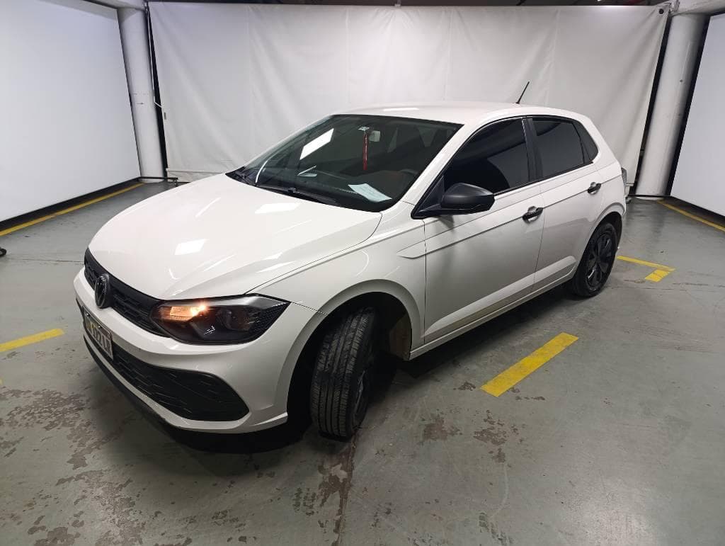 VOLKSWAGEN SEDAN 5 PUERTAS  NUEVO POLO TRACK MSI MT, Año 2025. DOM: AH122LR. Ubicación: San Fernando, provincia de Buenos Aires