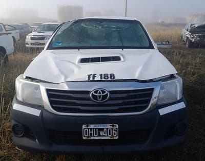 TOYOTA PICK-UP HILUX 4X4 C/D DX PACK ELECTRICO 2.5 TDI - C3, Año 2014. DOM: OHU406. Ubicación: Planta Cruz del Sur, Rio Grande, provincia de Tierra del Fuego