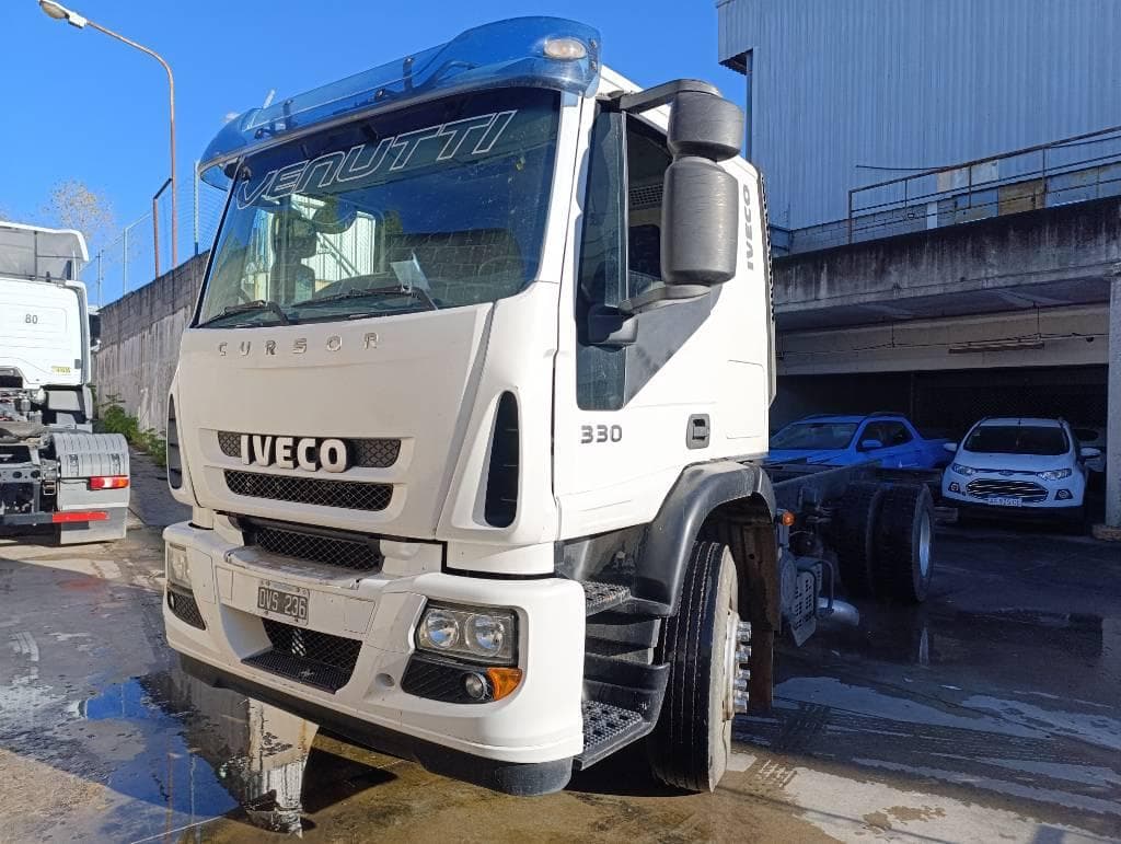 IVECO  TRACTOR DE CARRETERA  450E33TY, Año 2015. DOM: OVS236. Ubicación: San Fernando, provincia de Buenos Aires