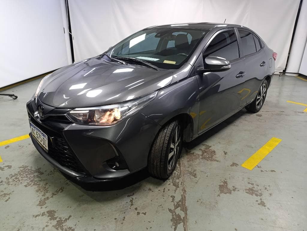 TOYOTA SEDAN 4 PUERTAS YARIS XLS PACK 1.5 CVT, Año 2022. DOM: AF575DI. Ubicación: San Fernando, provincia de Buenos Aires