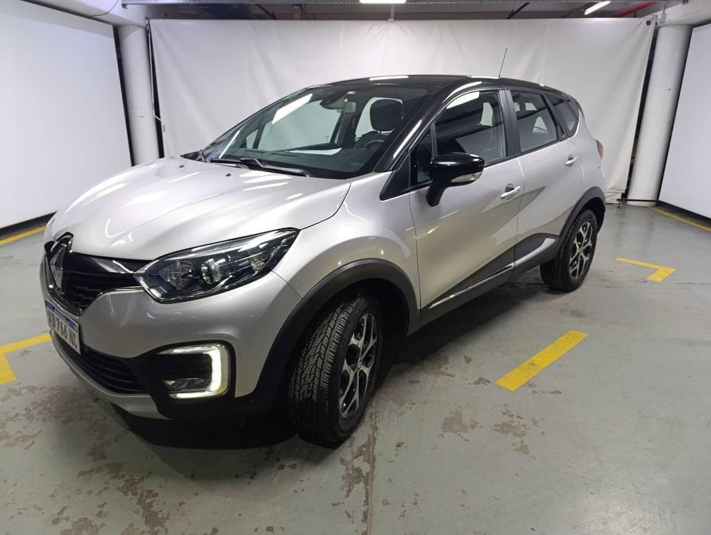 RENAULT SEDAN 5 PUERTAS CAPTUR INTENS 1.6 CVT, Año 2019. DOM: AD766NC. Ubicación: San Fernando, provincia de Buenos Aires