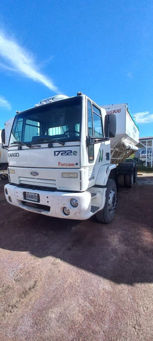 FORD CHASIS C/CABINA CARGO 1722E, Año 2008. DOM: GZY312. Ubicación: Colonia Hinojo, provincia de Buenos Aires