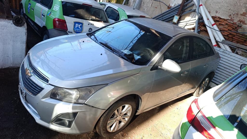 CHEVROLET SEDAN 4 PUERTAS CRUZE 1.8 LT, Año 2013. DOM: NII349. Ubicación: San Fernando, provincia de Buenos Aires