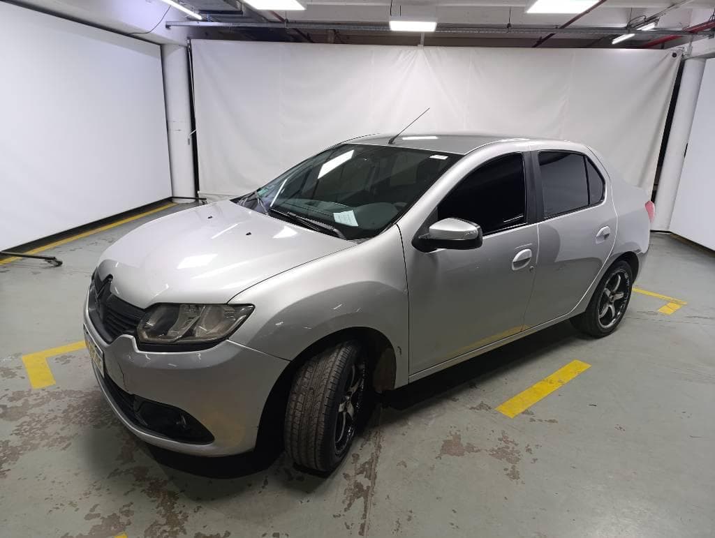 RENAULT SEDAN 4 PUERTAS NUEVO LOGAN EXPRESSION 1.6, Año 2018. DOM: AD291RF. Ubicación: San Fernando, provincia de Buenos Aires