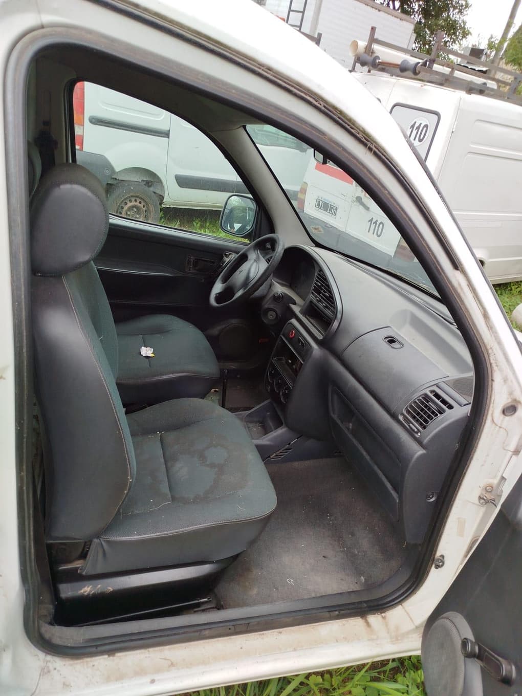 CITROEN  FURGON COURT TYPE 6 BERLINGO FURGON 1.9D PLC, Año 2009. DOM: IFT913. Ubicación: Salta, provincia de Salta