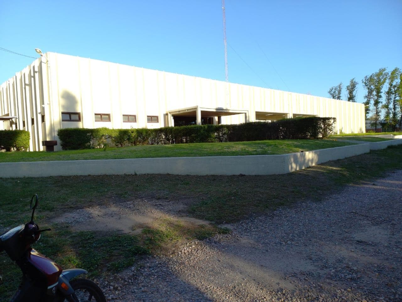 LEASING -  PLANTA INDUSTRIAL / CENTRO LOGISTICO 5500 m2 cubiertos/14.500 m2 aprox de lote - PI San Luis