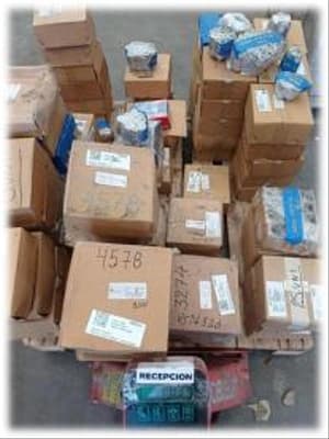 Tablero Eléctrico y prensacables., Cantidad: 5 pallets, Condición: sin uso. LOC: Canning, provincia de Buenos Aires