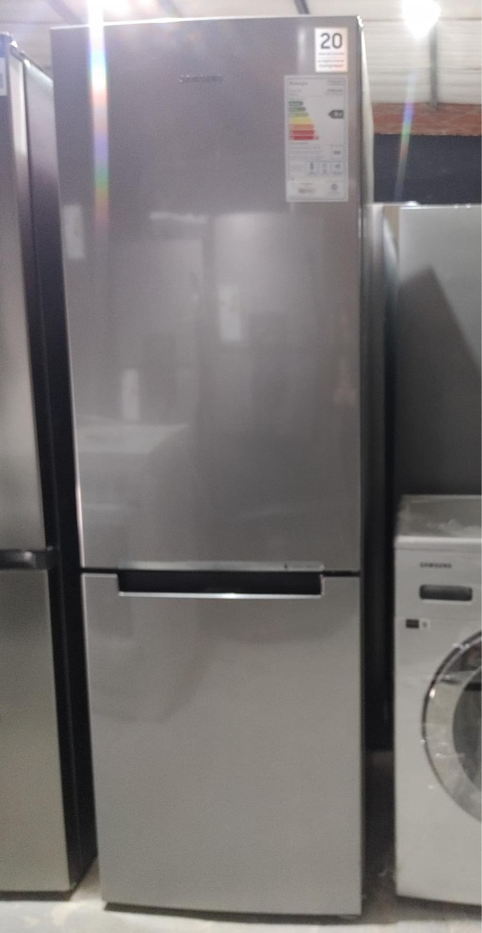 HELADERA SAMSUNG PLATA RB31FSRNDSA, Cantidad: 1 unidad, Condición: Nuevo - Outlet. LOC: CIUDADELA, provincia de Buenos Aires