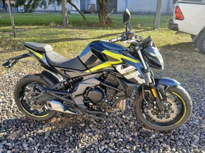 CF MOTO MOTOCICLETA 400NK, Año 2024. DOM: A233ROG. Ubicación: San Miguel de Tucumán, provincia de Tucumán
