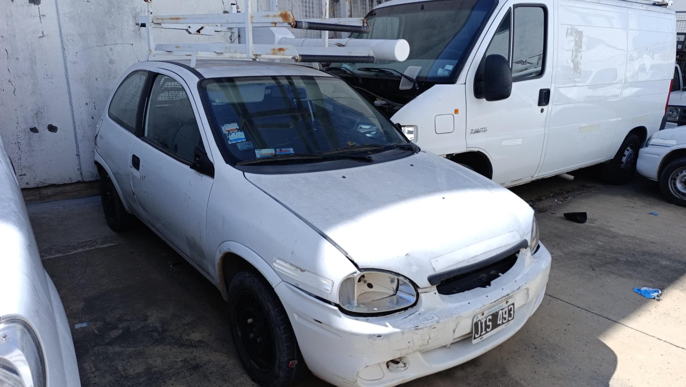 CHEVROLET UTILITARIO CORSA CLASSIC 3 PTAS CARGO 1.4 N , Año 2010. DOM: JIS493. Ubicación: Rosario, provincia de Santa Fe